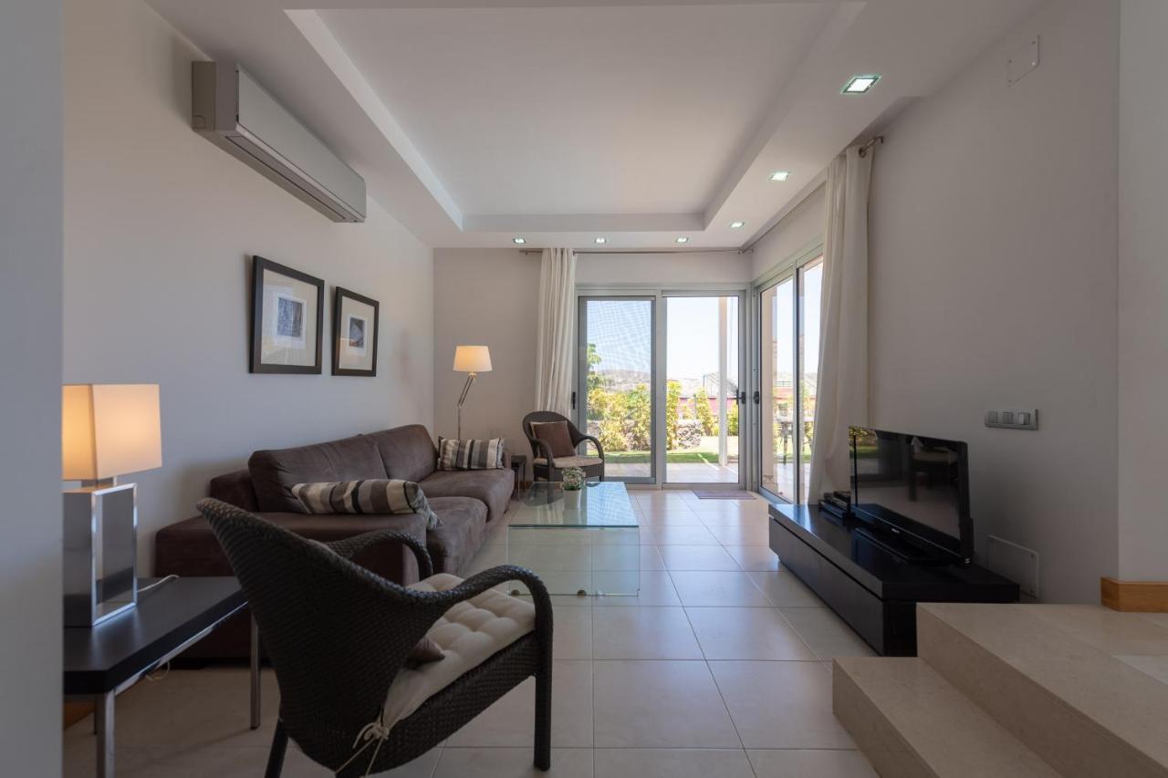 Villa Salobre Екстериор снимка